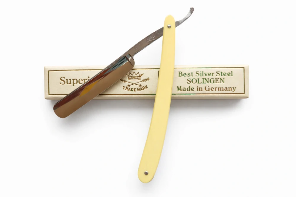 Nepoužitá holicí břitva „Superior – Best Silver Steel – Solingen – Model 69“