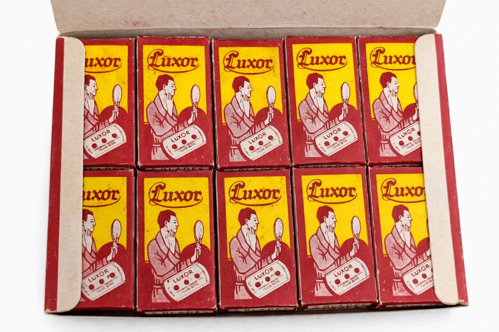Luxor – Superfine Swedish Steel Razor Blade. Nepoužité žiletky v původním obchodním balení, Československo, cca 1950–1965