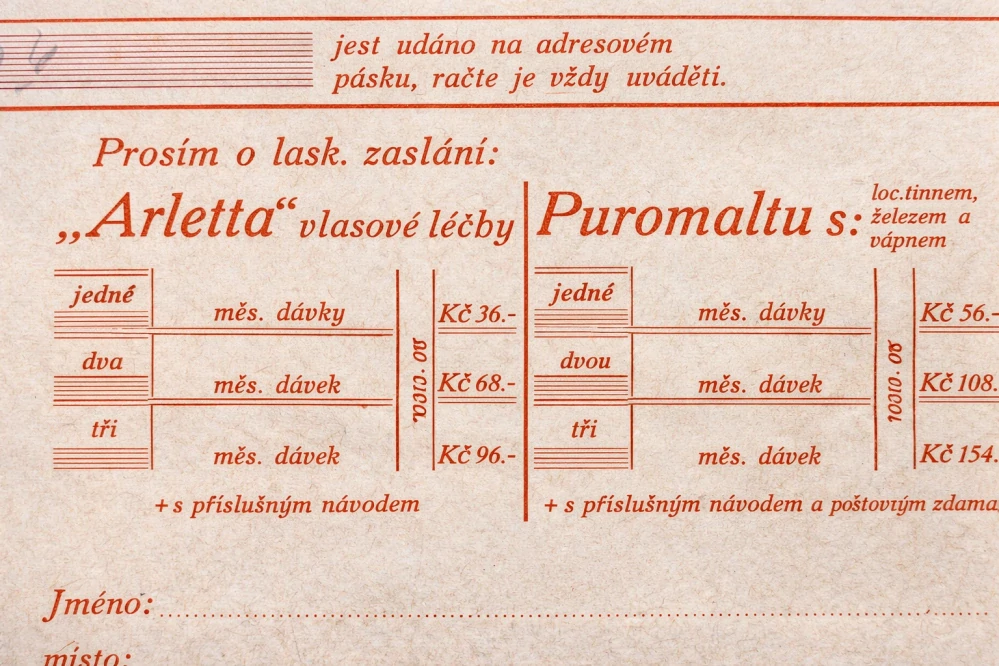 Reklamní dopisnice „Arletta – bílková léčba na vlasy“ z první republiky
