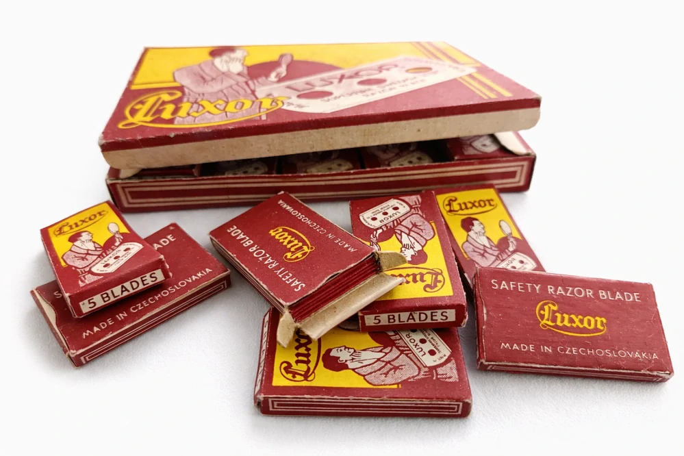 Luxor – Superfine Swedish Steel Razor Blade. Nepoužité žiletky v původním obchodním balení, Československo, cca 1950–1965