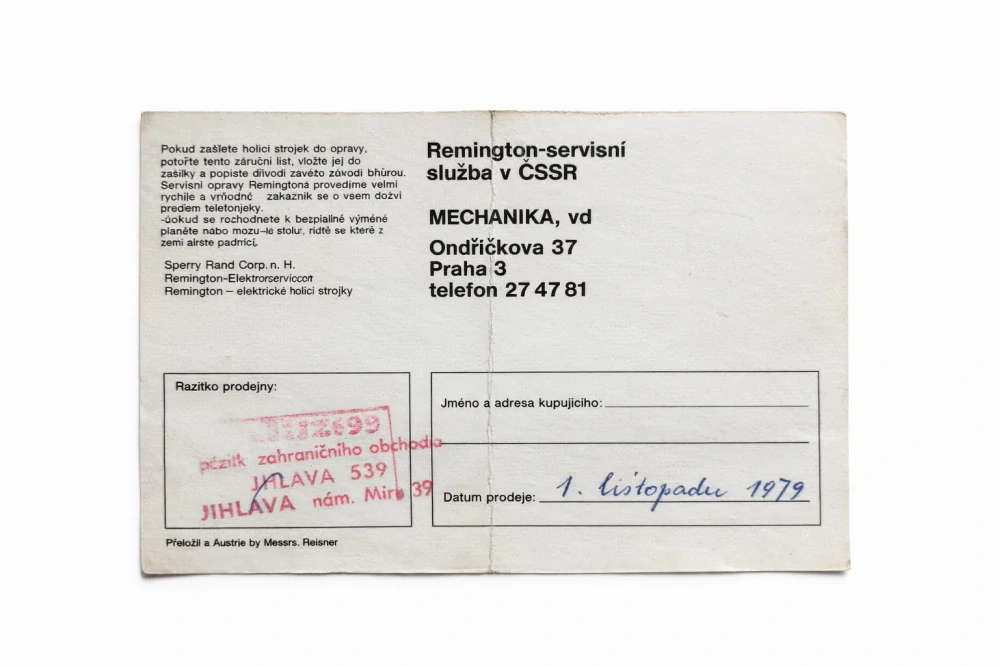 Remington F2 elektrický holicí strojek (70. léta) – kompletní sada s originálním balením, Tuzex doklad 1979